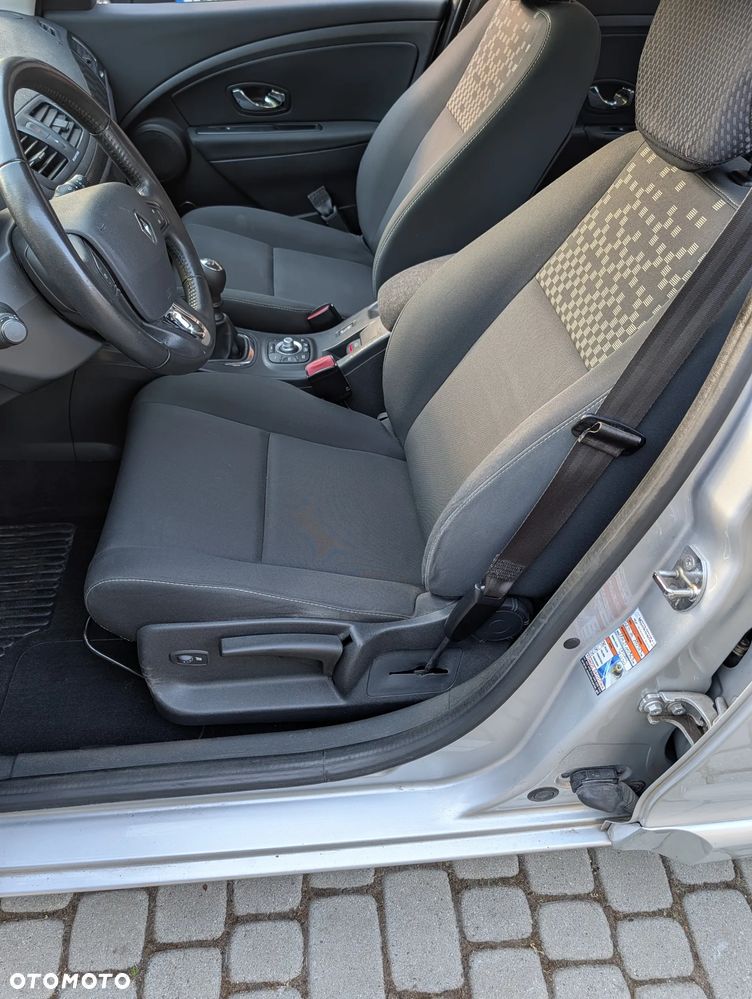 Renault Megane 1.2 16V TCE Energy Dynamique - 9