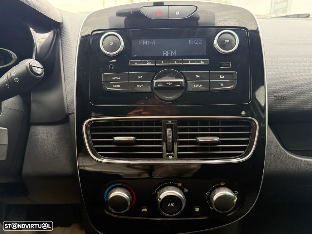 Renault Clio 1.5 dCi Zen - 25