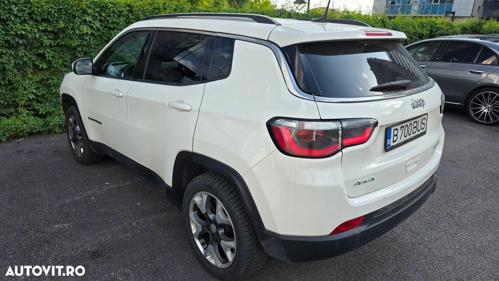 Jeep Compass - 4