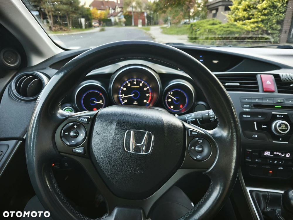 Honda Civic 1.8 S - 11