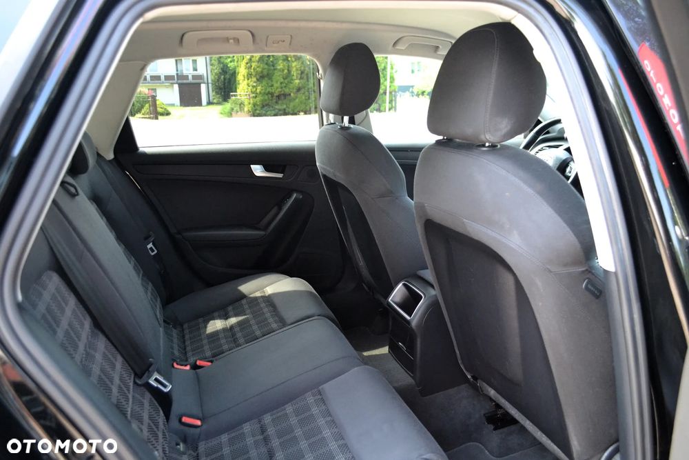 Audi A4 Avant 2.0 TDI DPF multitronic Ambiente - 10