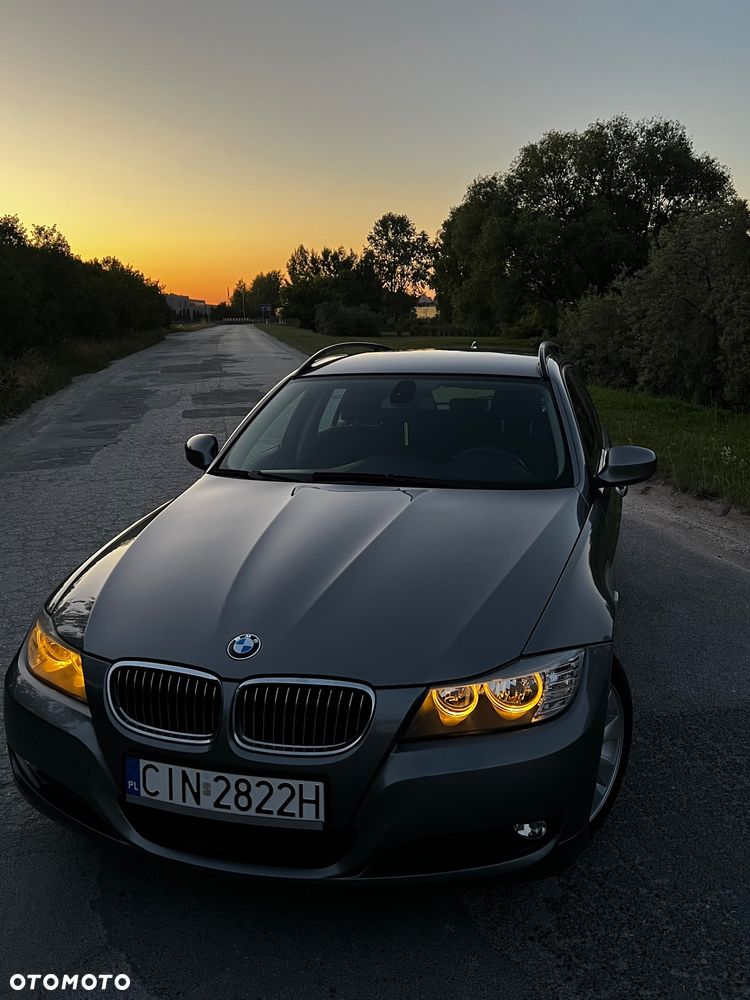 BMW Seria 3 316i - 9
