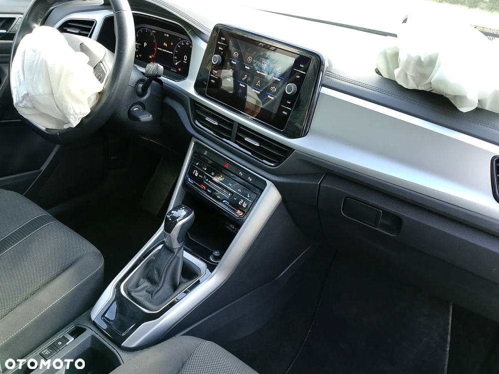 Volkswagen T-Roc - 11