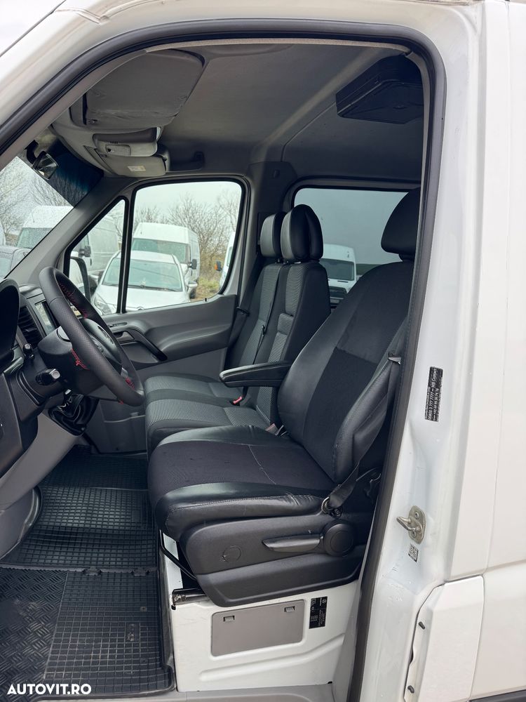 Mercedes-Benz Sprinter 316 Bluetec 9 Locuri - 19