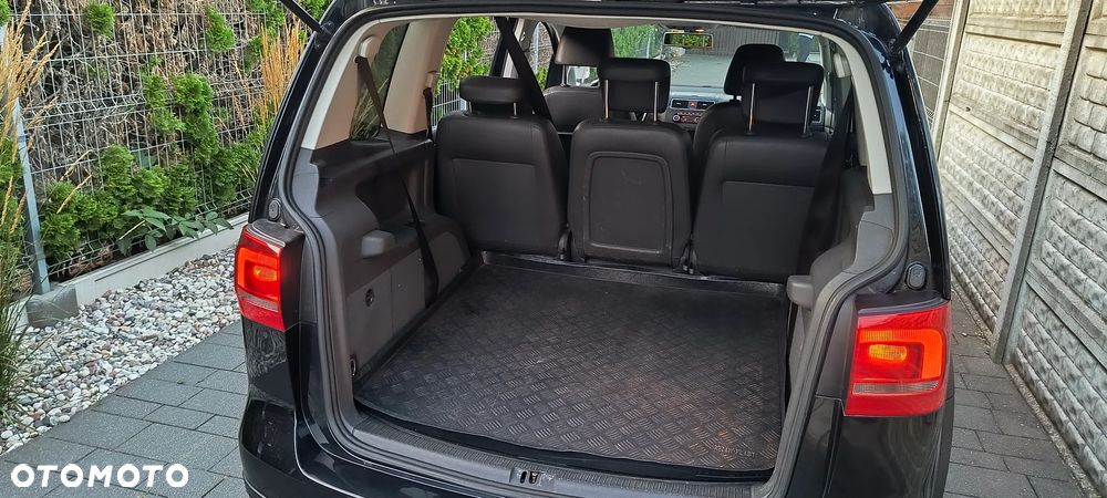 Volkswagen Touran 1.4 TSI DSG Cross - 5