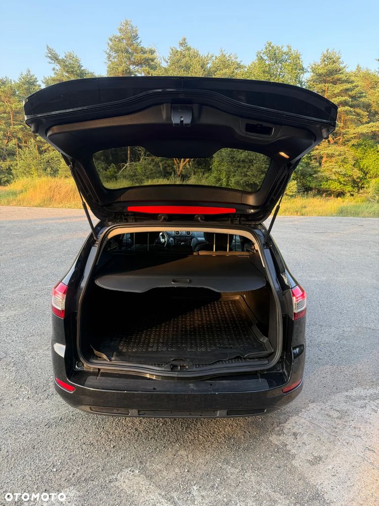 Ford Mondeo 2.0 TDCi Ambiente - 6