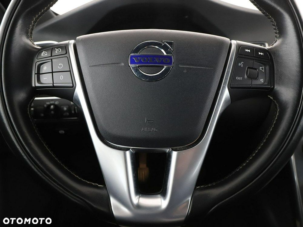 Volvo V60 D2 Linje Svart - 22