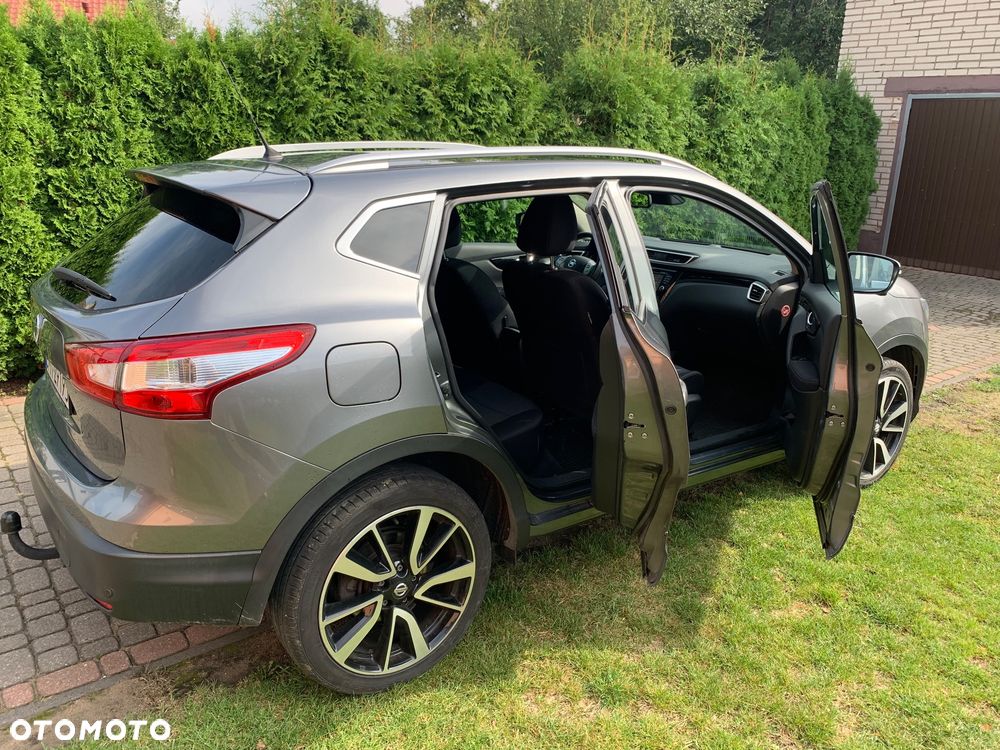 Nissan Qashqai 1.6 DCi ALL-MODE 4x4i N-Connecta - 3