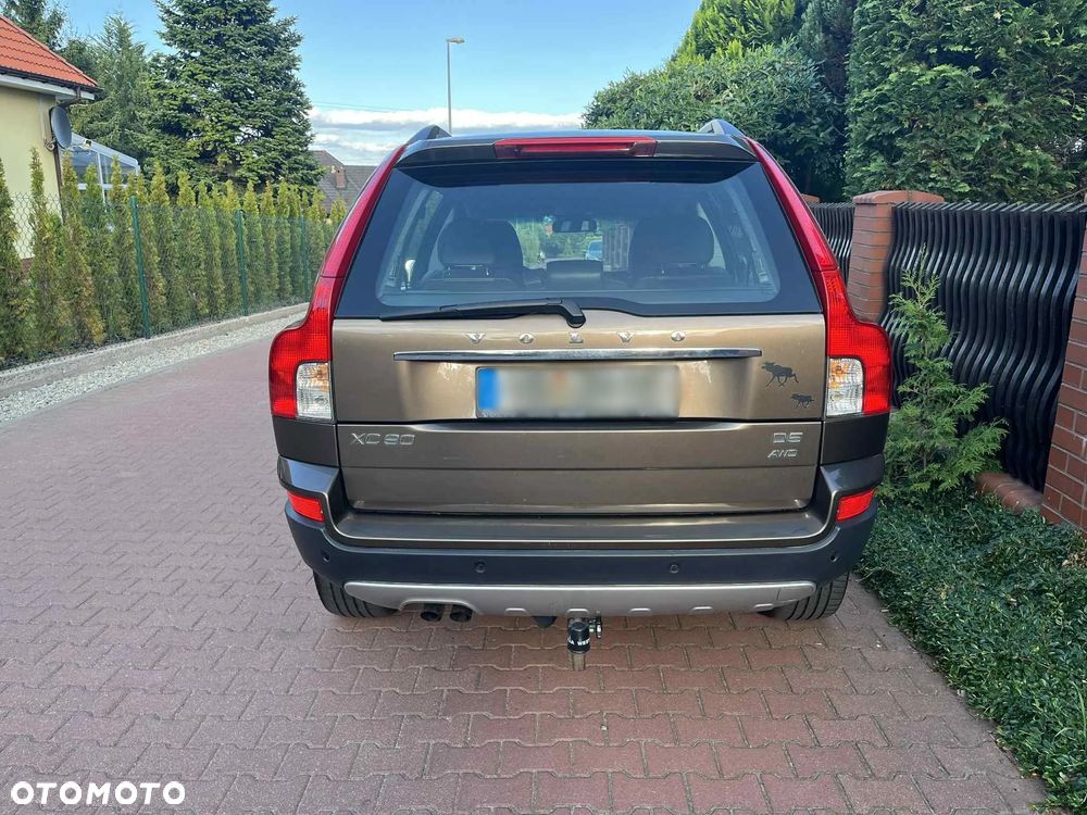 Volvo XC 90 D5 AWD Momentum - 24