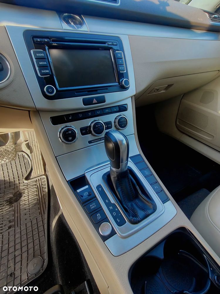 Volkswagen Passat Variant 1.4 TSI BMT Comfortline DSG - 15