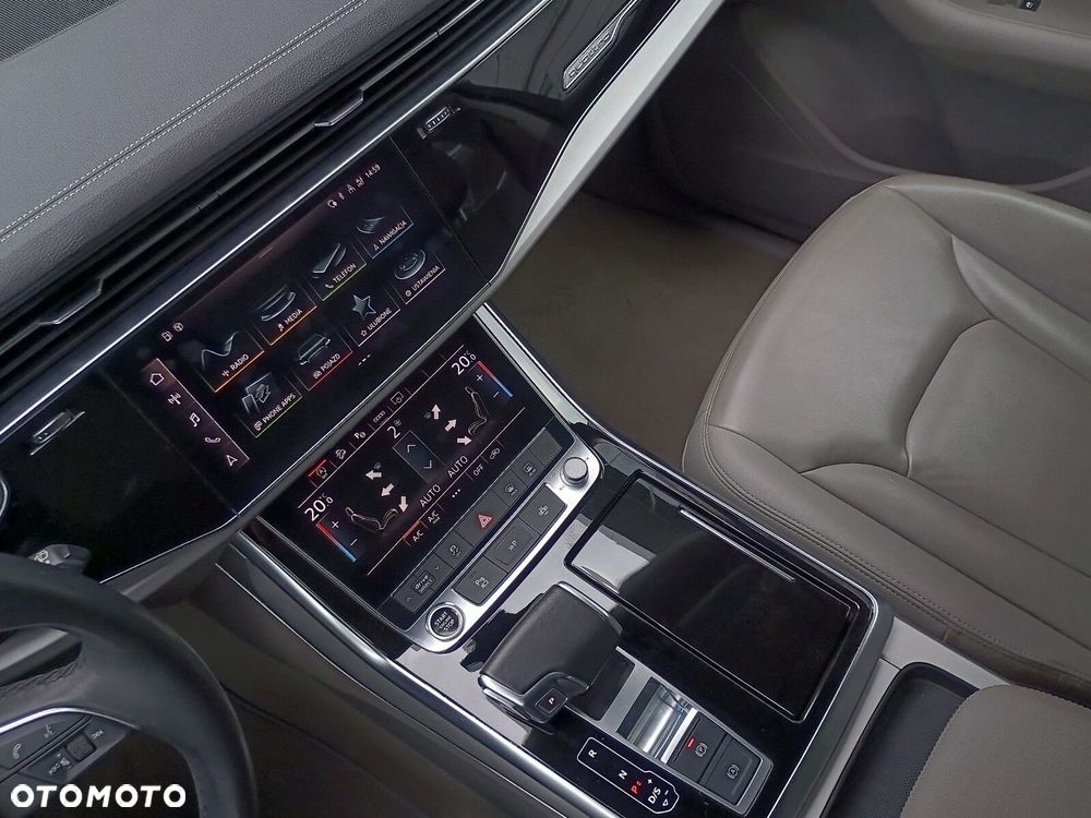 Audi Q7 - 36