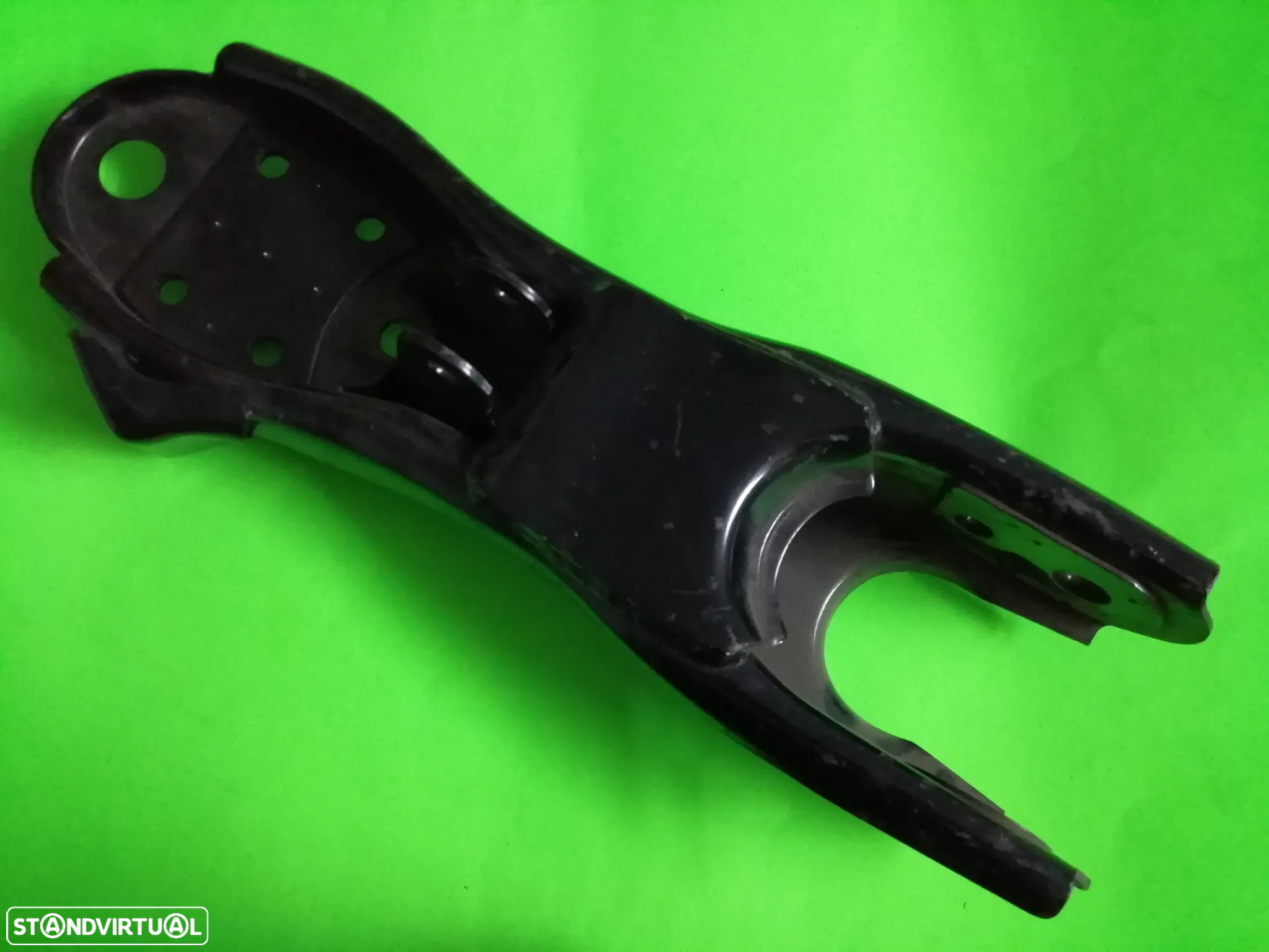 Braço da Suspensão Inferior - Datsun  Nissan Pickup 720 - 3