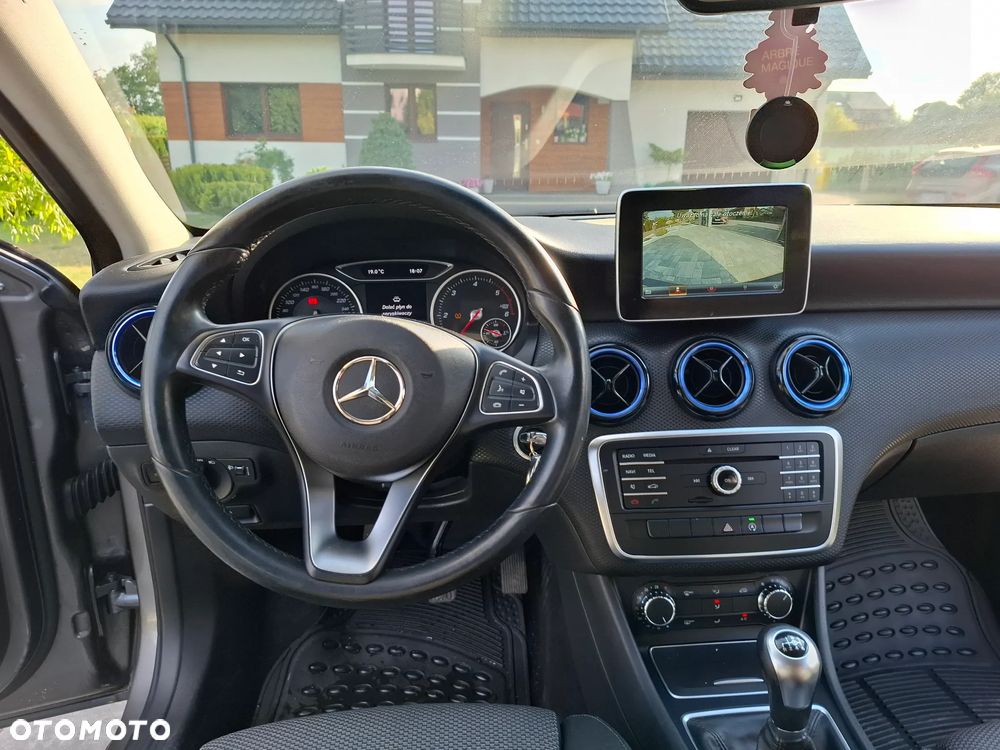 Mercedes-Benz Klasa A 180 CDI BlueEFFICIENCY Edition Style - 29