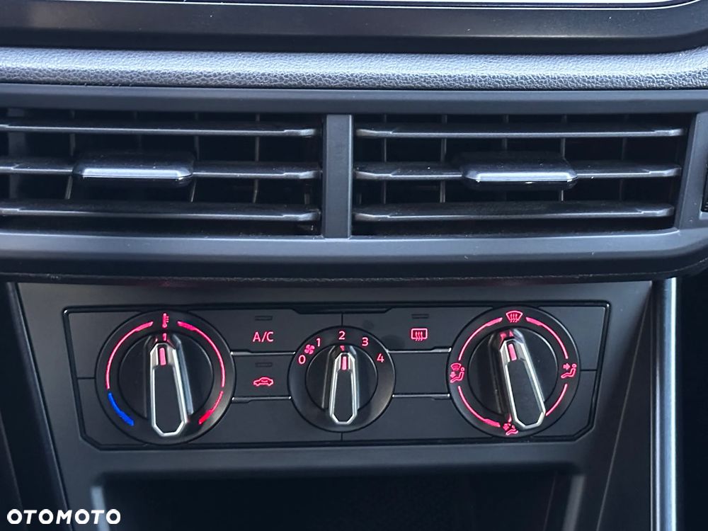 Volkswagen Polo 1.0 SOUND - 18