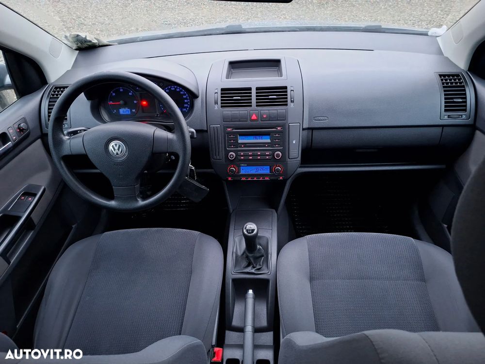 Volkswagen Polo - 7