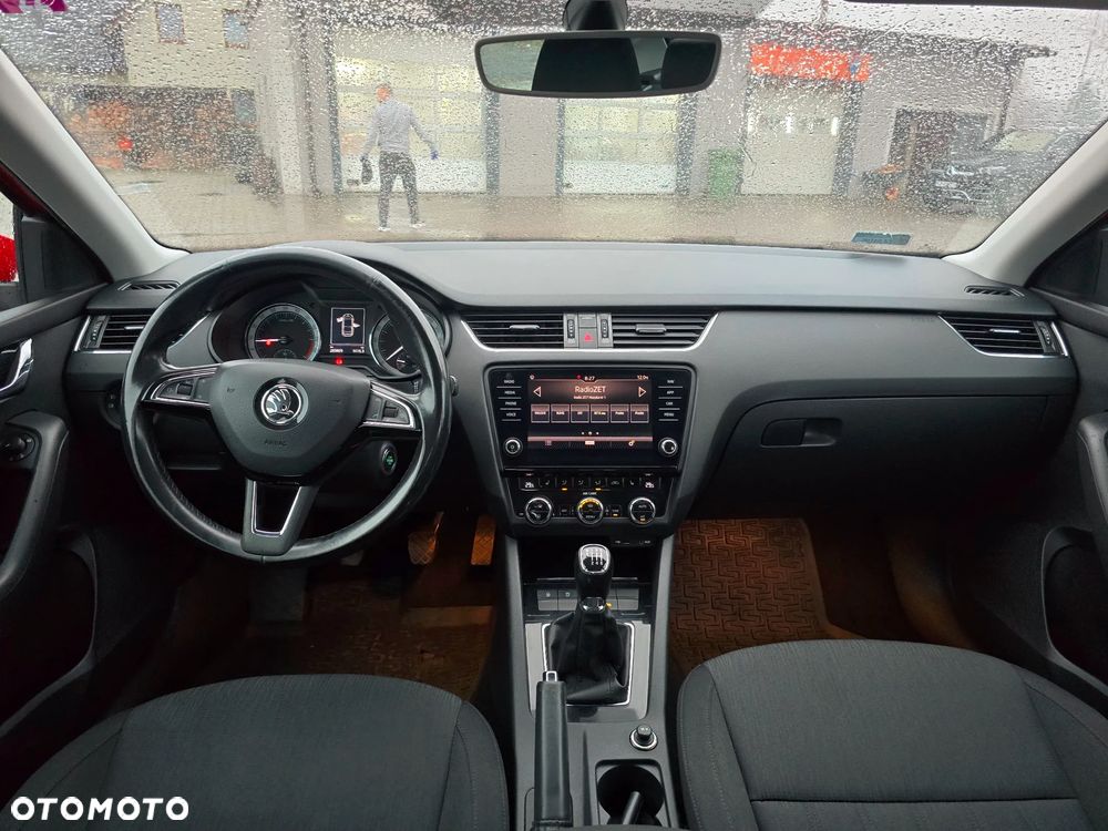 Skoda Octavia 2.0 TDI Style - 10