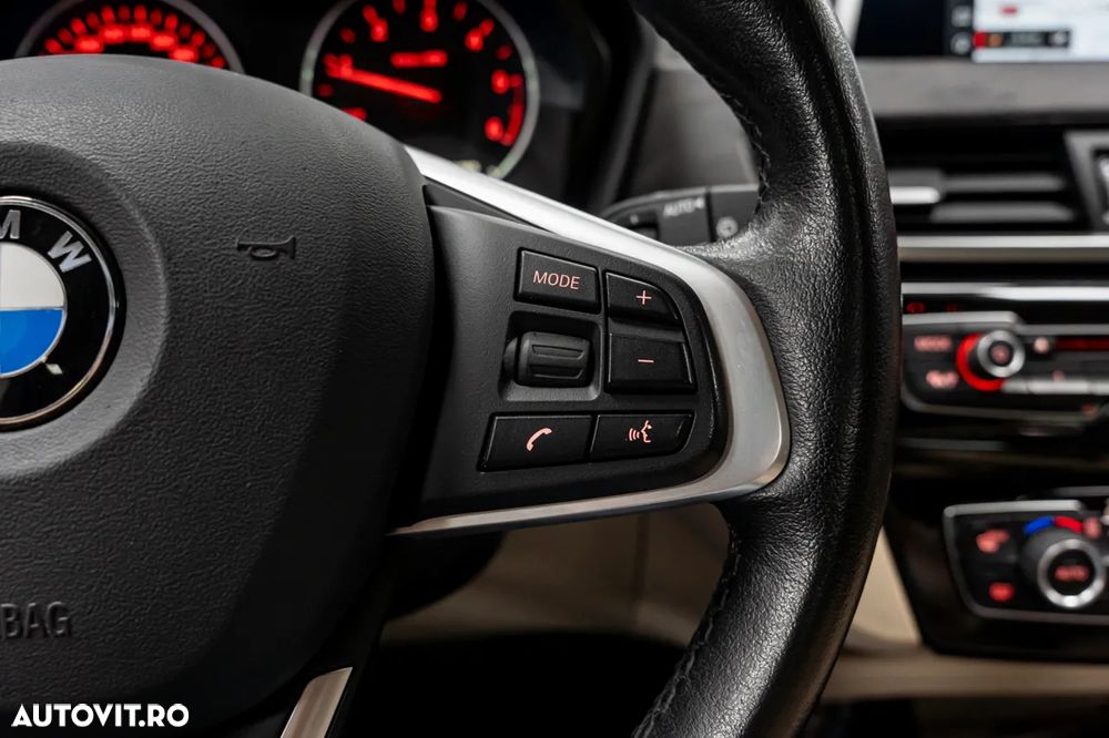 BMW X1 xDrive20d Aut. xLine - 35