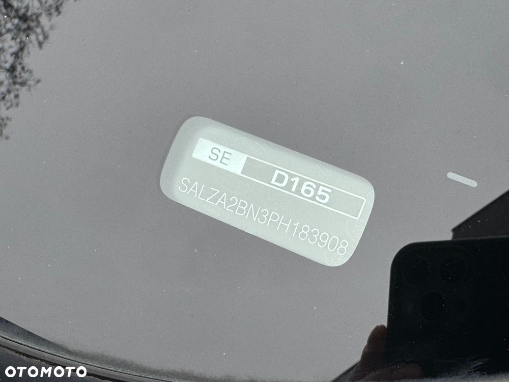 Land Rover Range Rover Evoque - 25