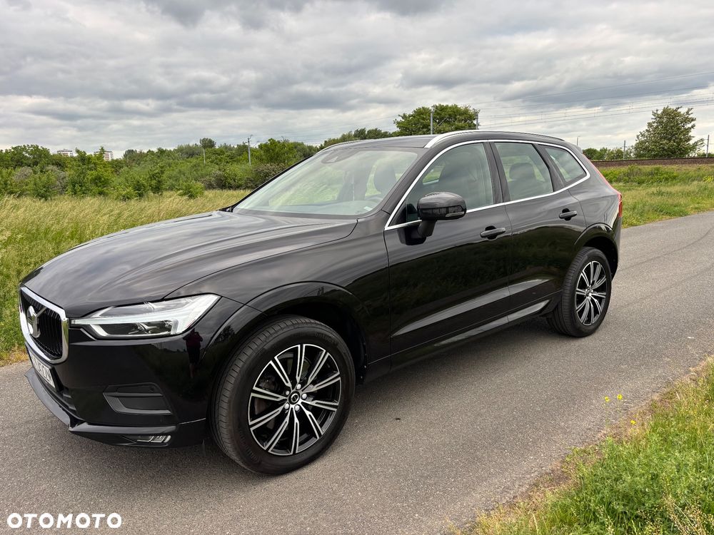 Volvo XC 60 B4 D AWD Momentum Pro - 2