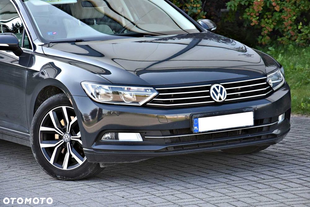 Volkswagen Passat - 5