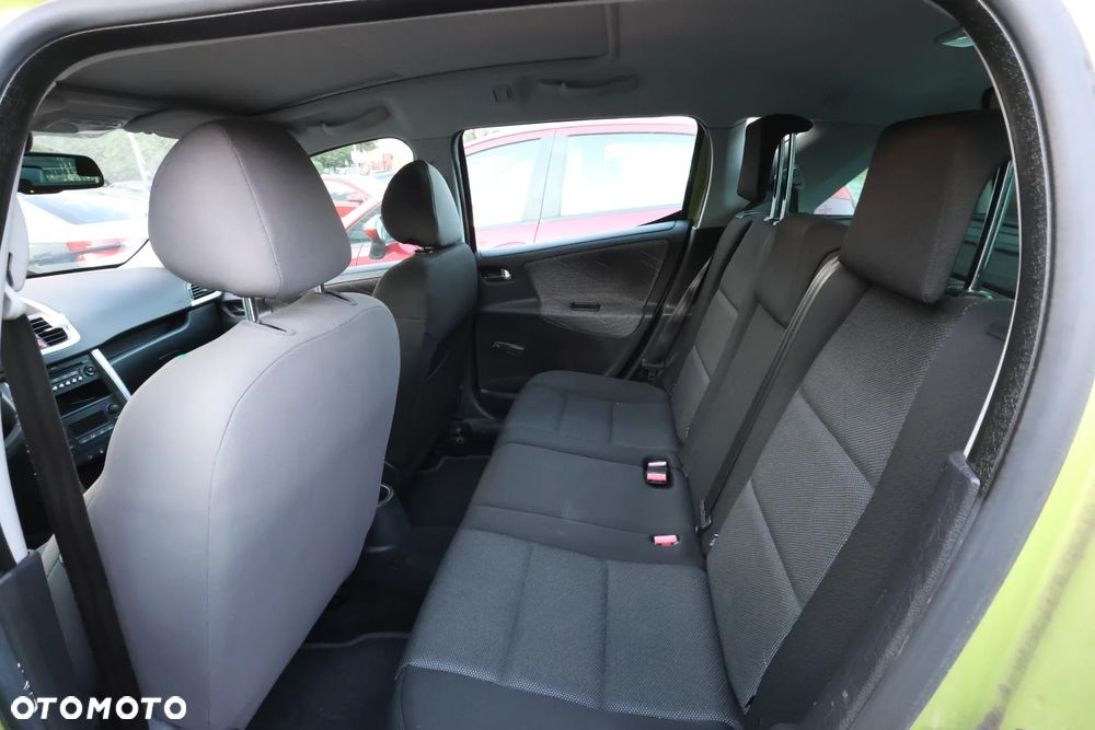 Peugeot 207 1.6 VTi Outdoor - 16