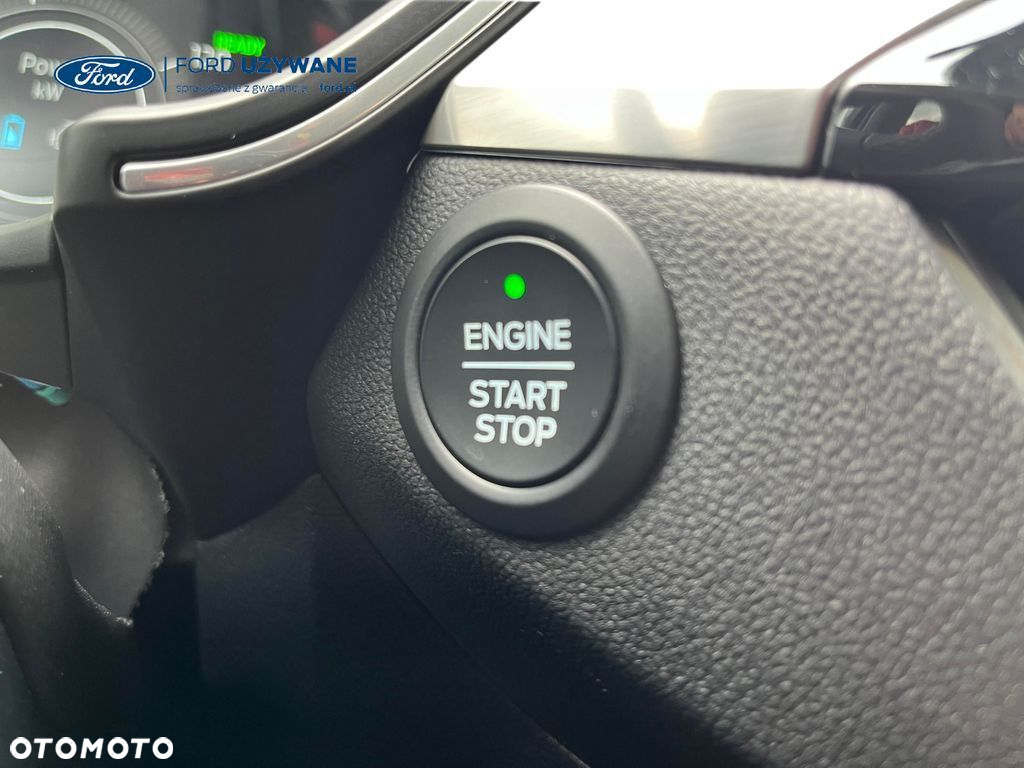 Ford Kuga 2.5 FHEV AWD Titanium X - 19