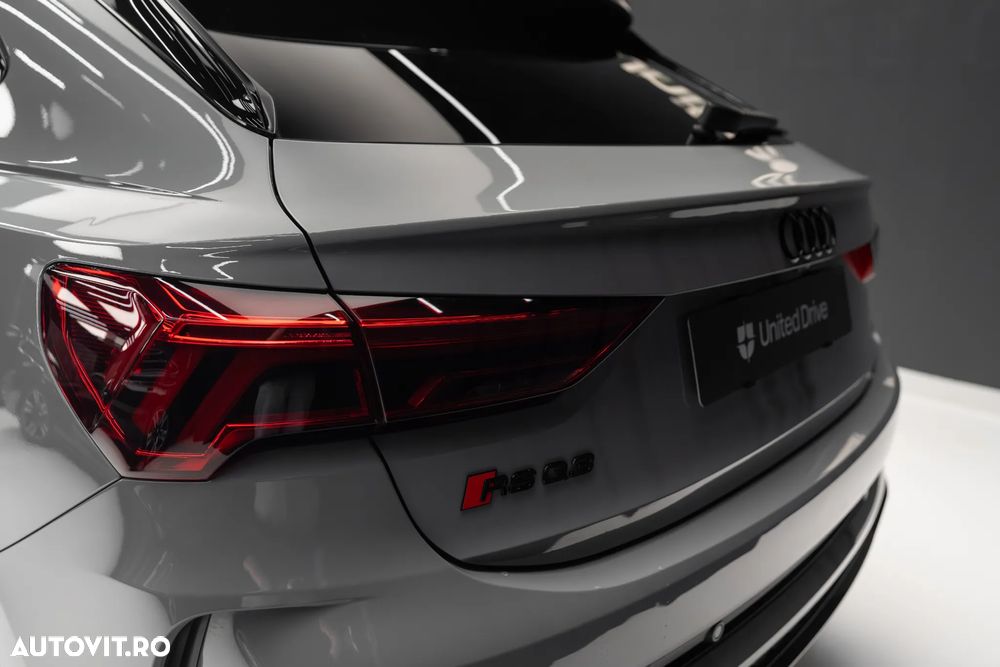 Audi RS Q3 RSQ3 Sportback quattro S tronic - 17
