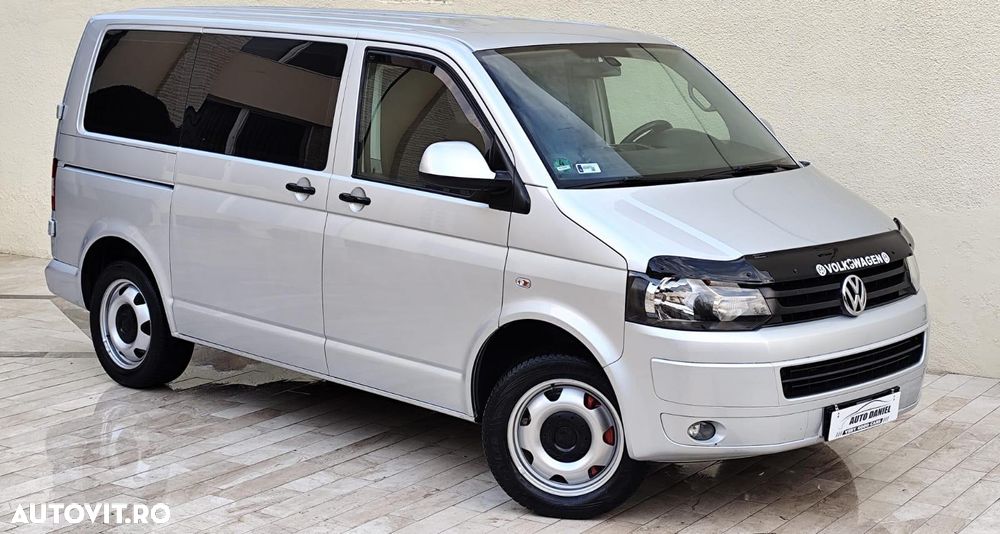 Volkswagen Caravelle - 2