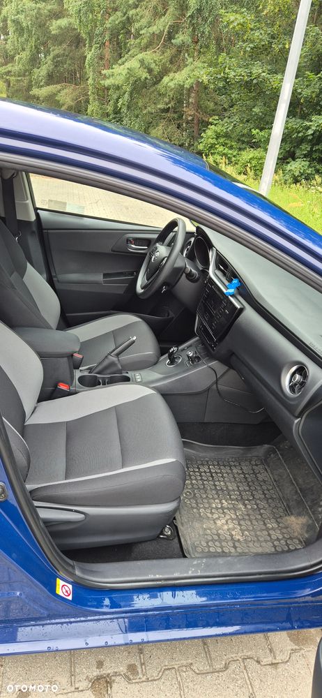 Toyota Auris Hybrid 135 Comfort - 7