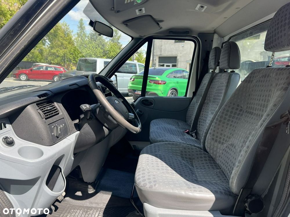 Ford Transit - 8
