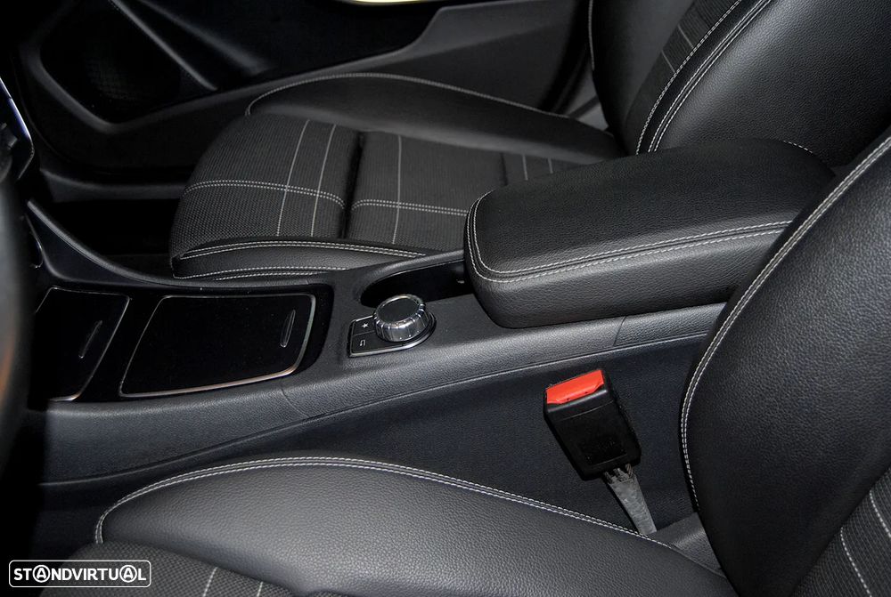 Mercedes-Benz A 180 d Urban Aut. - 37