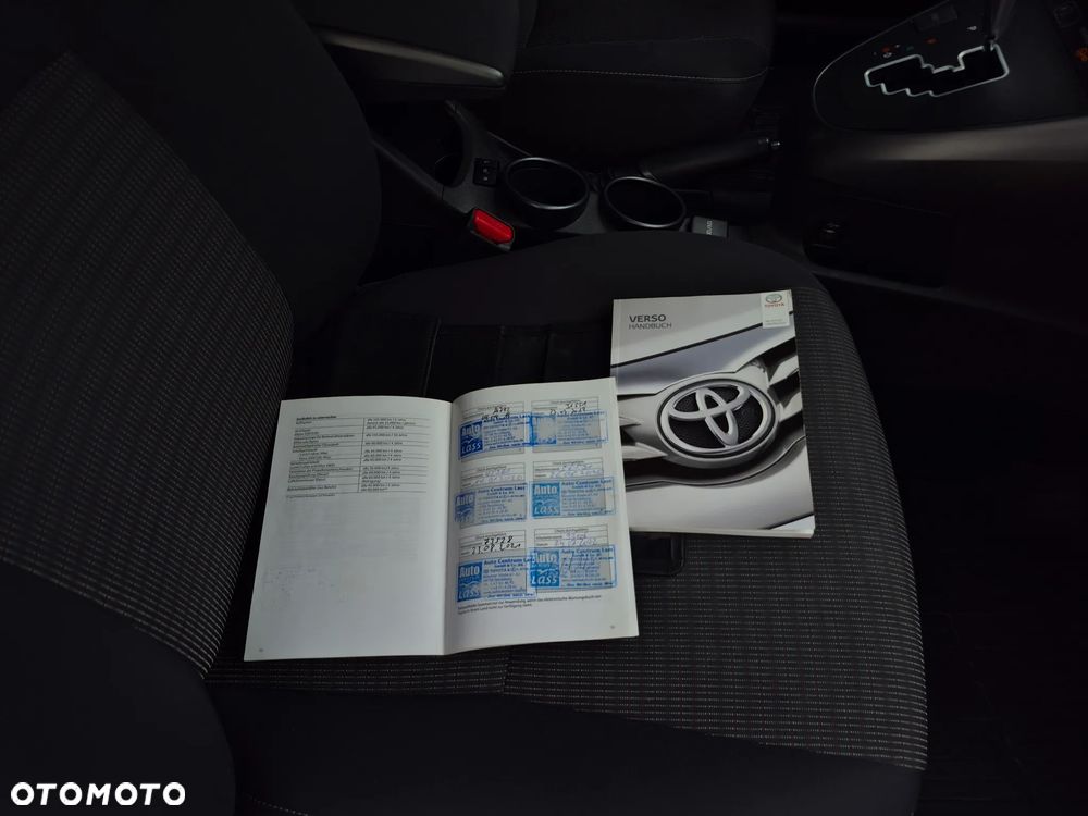 Toyota Verso 1.8 Prestige EU5 MS - 40