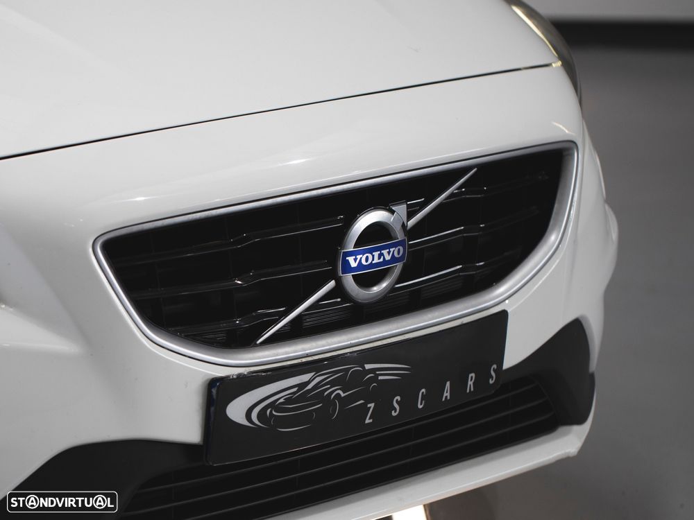 Volvo V40 2.0 D3 R-Design - 11