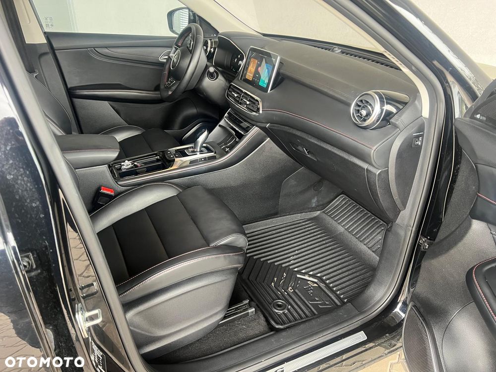 MG HS 1.5 T-GDI Excite DCT - 19