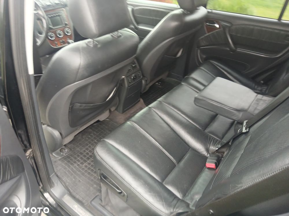 Mercedes-Benz ML - 11
