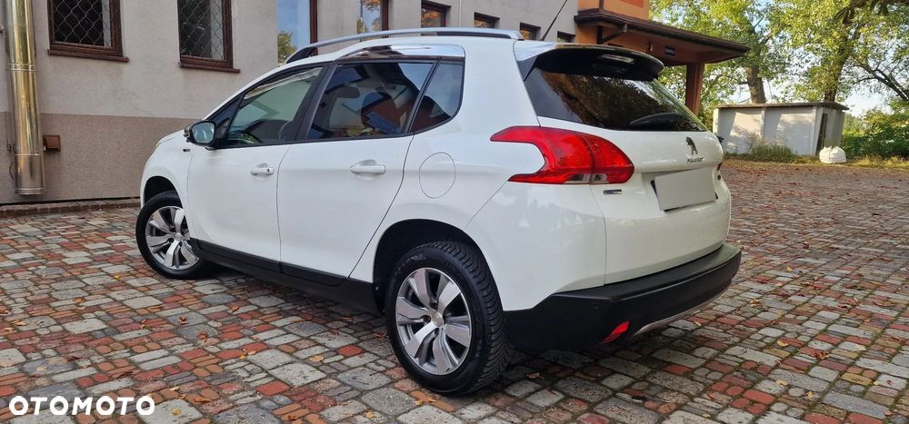 Peugeot 2008 - 17