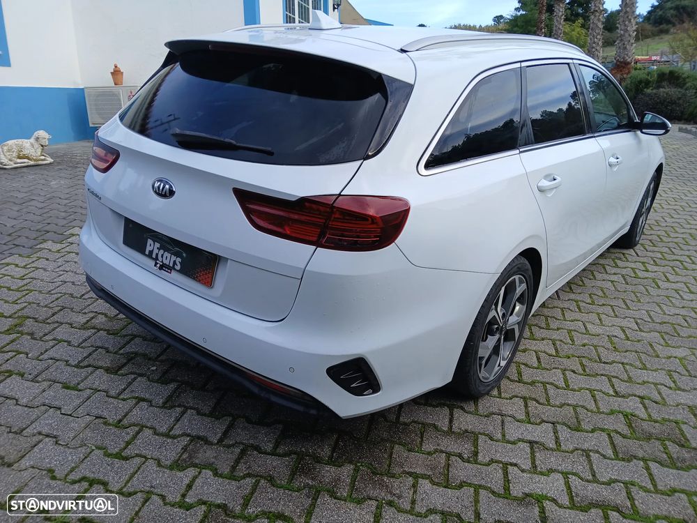 Kia Ceed SW 1.6 CRDi TX+SRF - 4