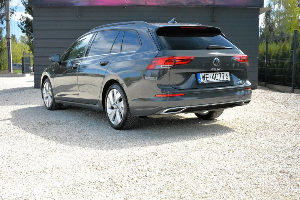 Volkswagen Golf 1.5 eTSI EVO Style DSG - 5