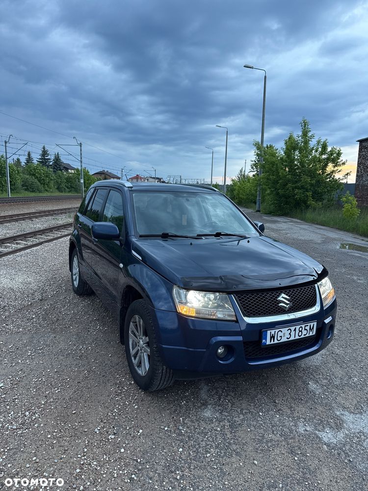 Suzuki Grand Vitara 2.0 Comfort - 3