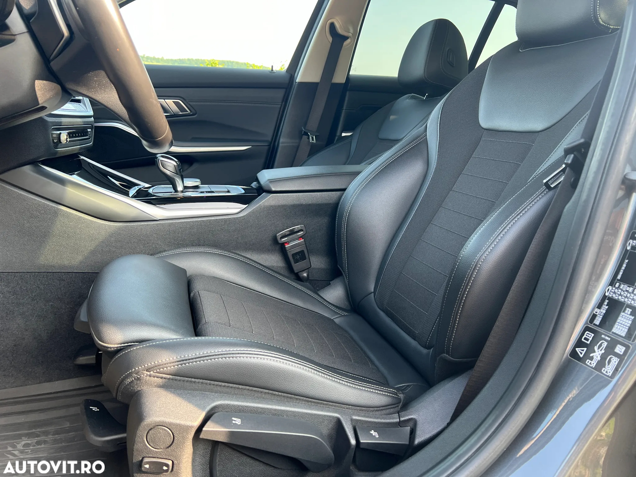 BMW Seria 3 320d xDrive AT - 12
