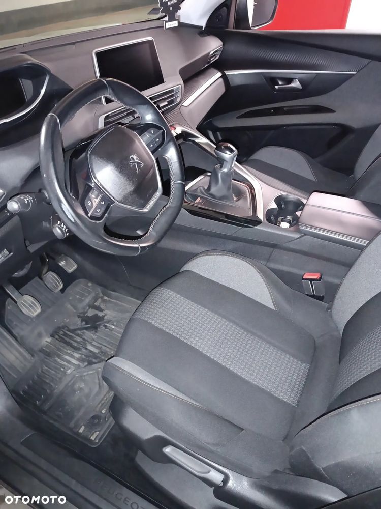 Peugeot 3008 1.6 BlueHDi Allure S&S - 12