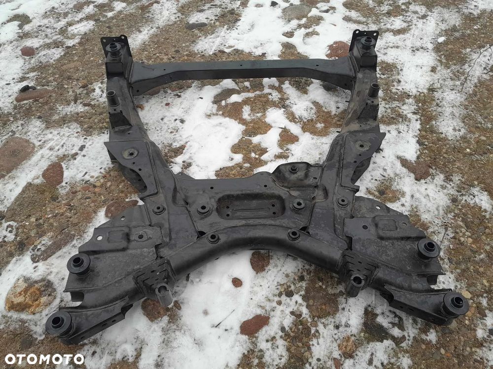 BELKA PRZEDNIA PRZÓD WÓZEK SANKI TRAWERS VITO W447 MERCEDES - 1