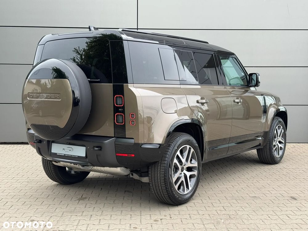 Land Rover Defender 3.0 D350 mHEV X-Dynamic SE - 5
