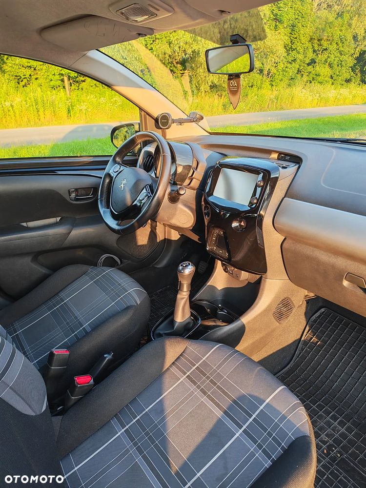 Peugeot 108 PureTech 82 Style - 13