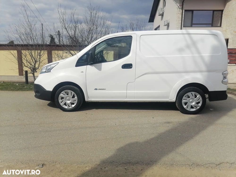 Nissan NV300 electric - 8