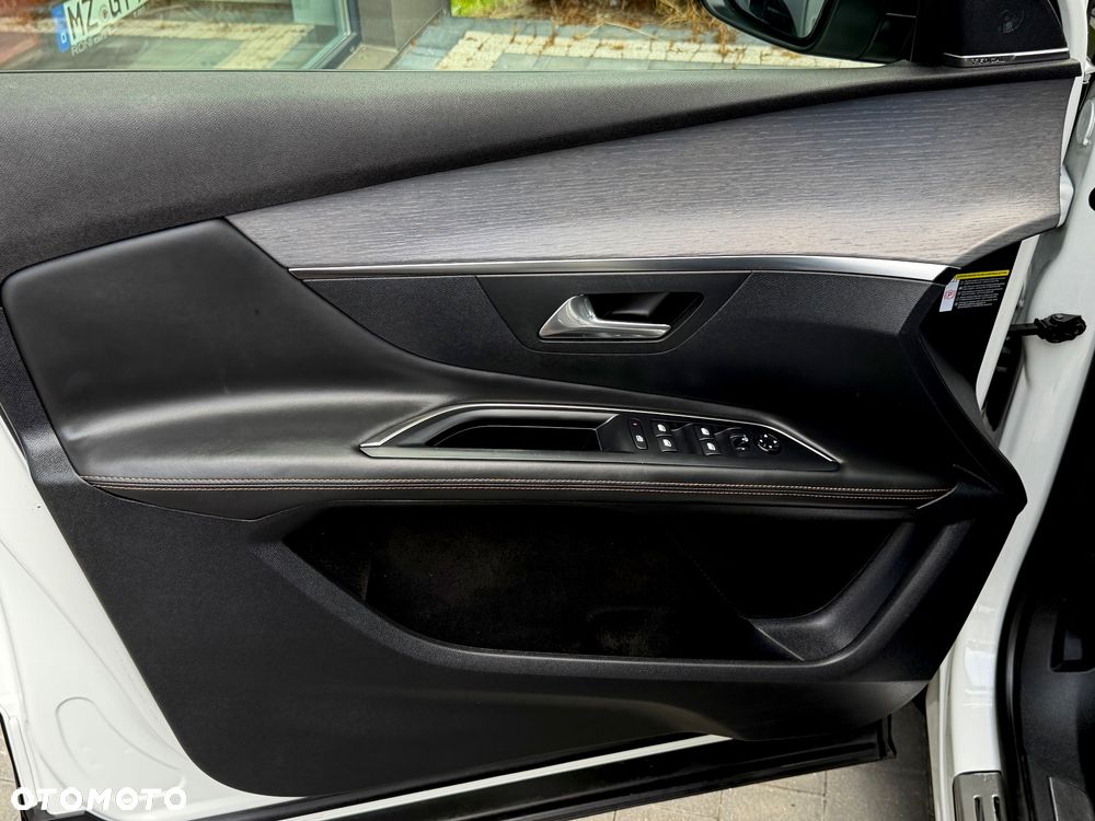 Peugeot 3008 BlueHDi 180 Stop & Start EAT6 GT - 32