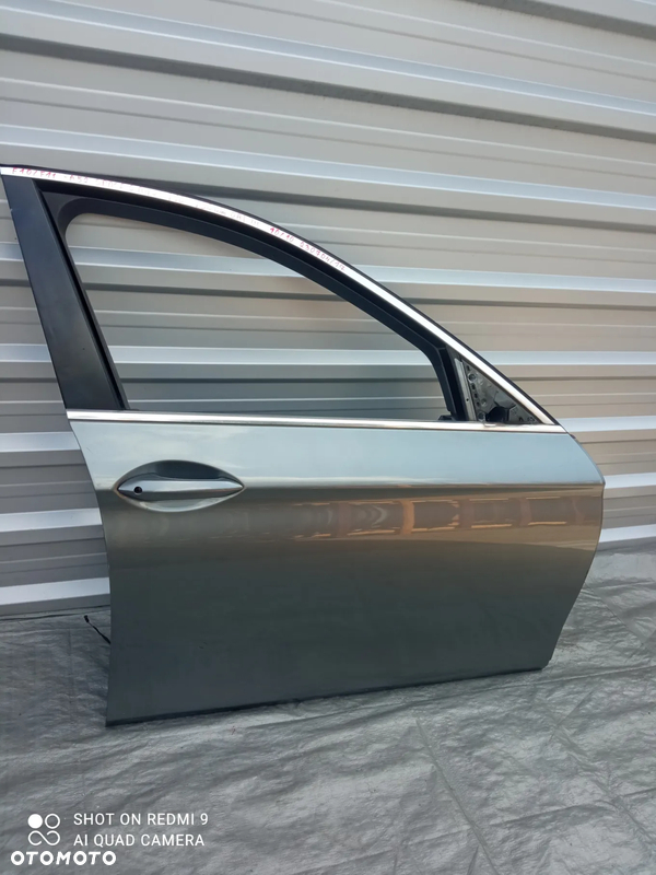 BMW F10 DRZWI PRAWE PRZÓD  A52 SPACEGRAU
