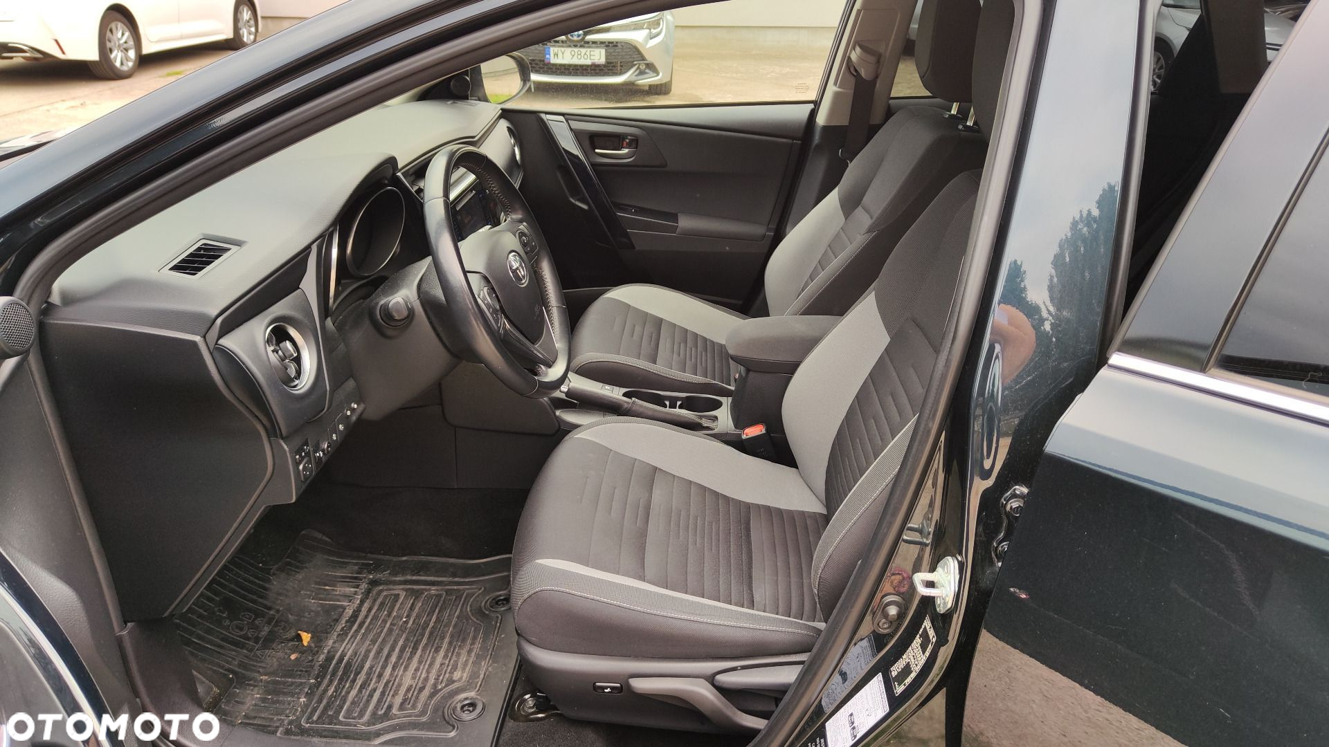 Toyota Auris - 6