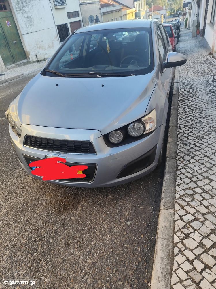 Chevrolet Aveo 1.2 LS - 2