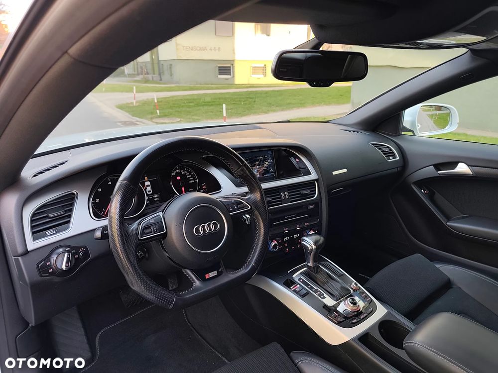 Audi A5 Coupé 2.0 TDI DPF (clean diesel) quattro S tronic - 29